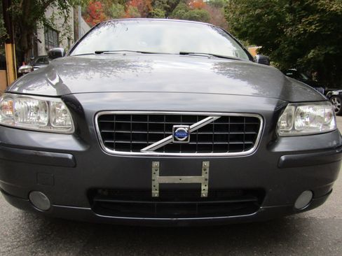 Used 2006 Volvo S60 2.5T image 29