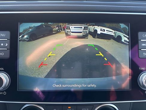 Used 2023 Nissan Leaf S image 18