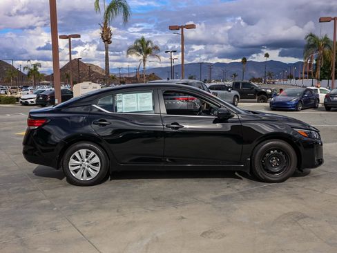 Used 2025 Nissan Sentra S image 3