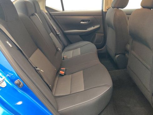 Used 2020 Nissan Sentra SV FWD image 19