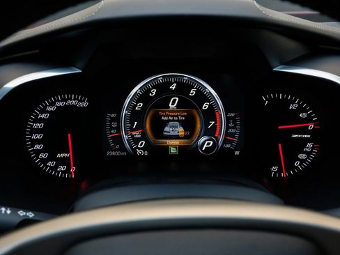 Used 2016 Chevrolet Corvette Z06 w/ 3LZ Preferred Equipment Group RWD image 20