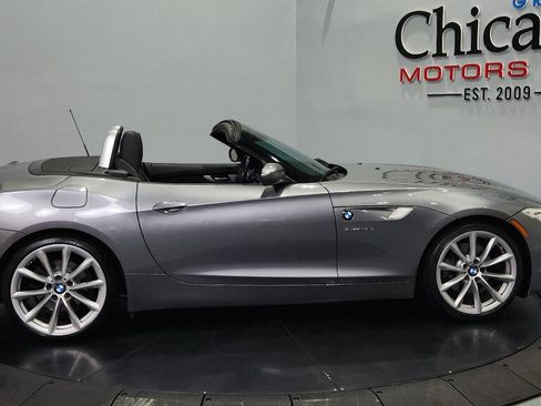 Used 2009 BMW Z4 sDrive35i RWD image 12