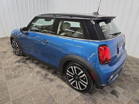 Used 2023 MINI Cooper S image 9