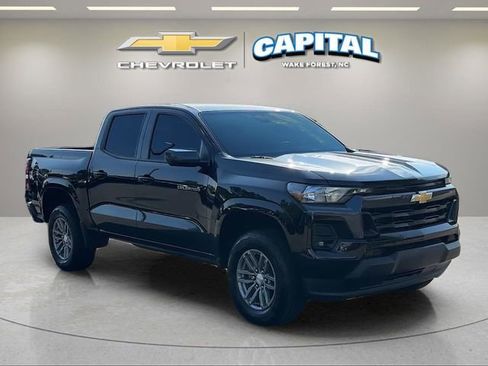 Used 2024 Chevrolet Colorado LT w/ LT Convenience Package RWD image 7