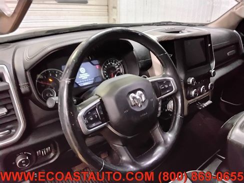 Used 2019 RAM 1500 Laramie w/ Off Road Group image 11