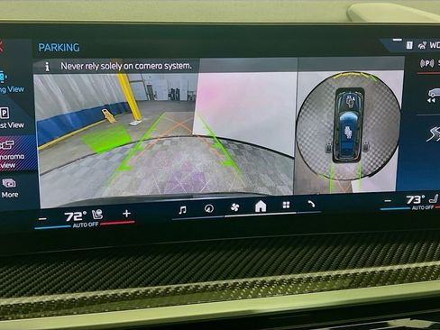 Used 2025 BMW X7 M60i w/ Executive Package image 14