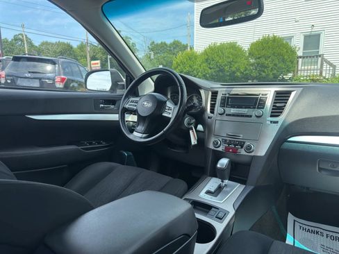 Used 2013 Subaru Legacy 2.5i Premium w/ Popular Pkg 2 AWD/4WD image 29