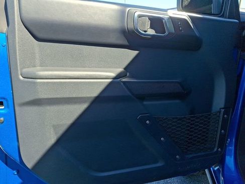 Certified 2025 Ford Bronco Badlands AWD/4WD image 12