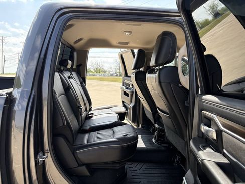 Used 2022 RAM 2500 Laramie AWD/4WD image 15