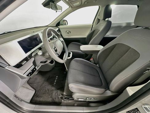 Used 2024 Hyundai Ioniq 5 SE RWD image 13