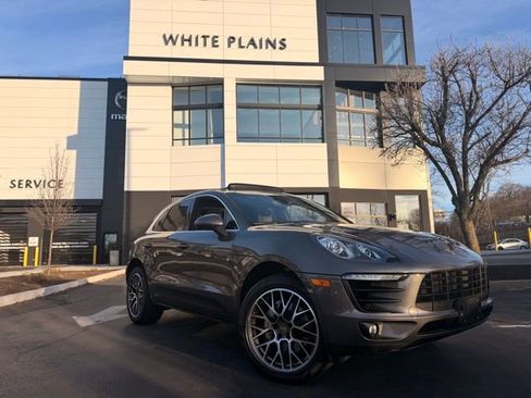 Used 2016 Porsche Macan S image 1