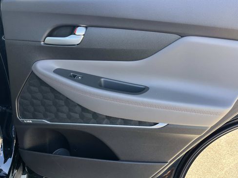 Used 2019 Hyundai Santa Fe Limited FWD image 23