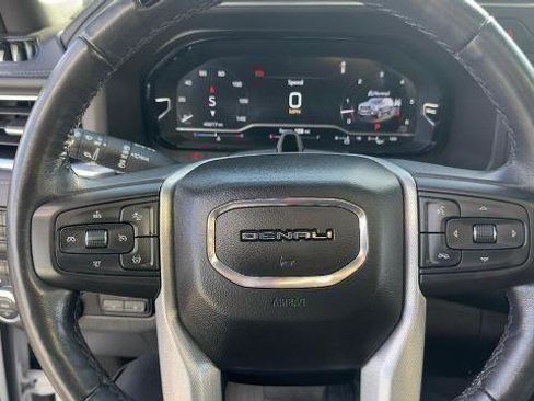 Used 2023 GMC Yukon Denali w/ Denali Reserve Package image 20