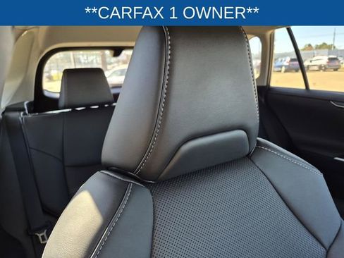 Used 2021 Toyota RAV4 Limited image 15