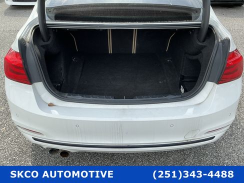 Used 2017 BMW 330i xDrive Sedan w/ Premium Package image 41