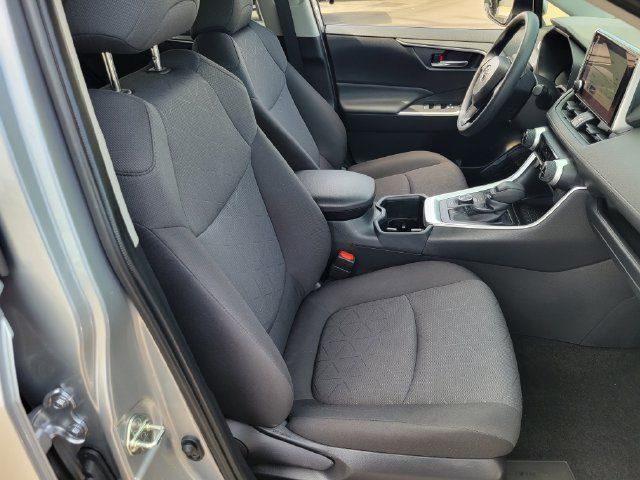 Certified 2025 Toyota RAV4 XLE AWD/4WD image 20