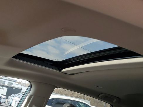 New 2026 Honda HR-V EX-L image 9