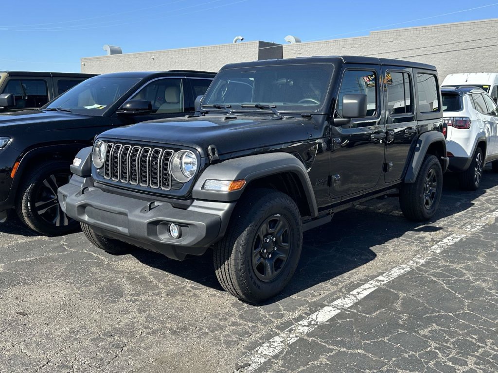 Used 2026 Jeep Wrangler Unlimited Sport AWD/4WD image 5