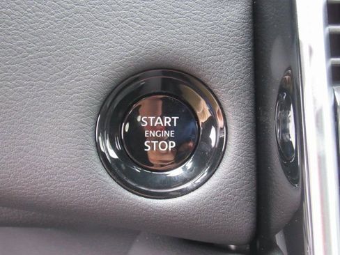 New 2026 Nissan Armada SL w/ Captain's Chari Seat Package image 21