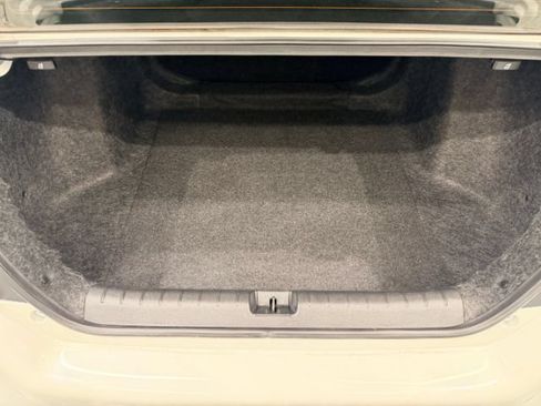 Used 2018 Honda Civic EX image 19