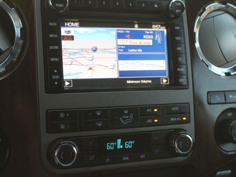 Used 2012 Ford F250 Lariat w/ Lariat Ultimate Pkg image 21