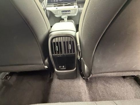 Used 2024 Hyundai Kona SEL image 14