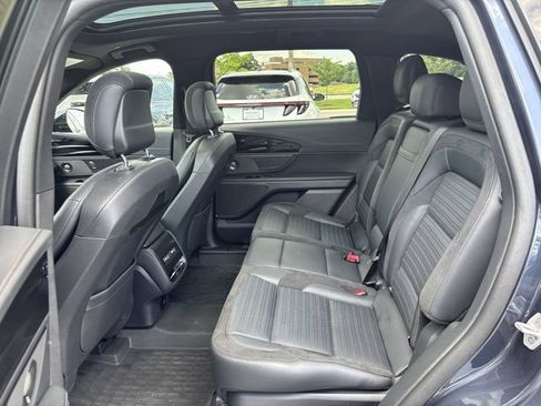 Used 2024 Lincoln Nautilus Reserve w/ Equipment Group 202A AWD/4WD image 22