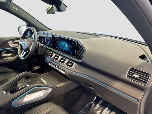 Certified 2022 Mercedes-Benz GLE 350 4MATIC w/ 3rd Row Seat Package image 32