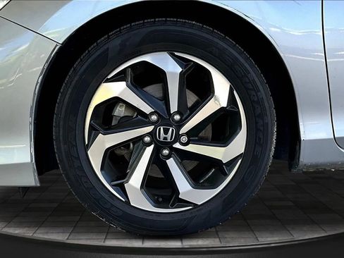 Used 2017 Honda Accord EX-L image 31