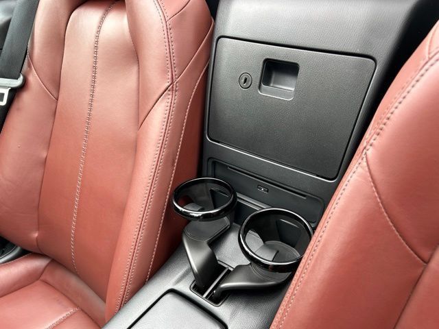 Used 2017 MAZDA MX-5 Miata RF Grand Touring RWD image 17