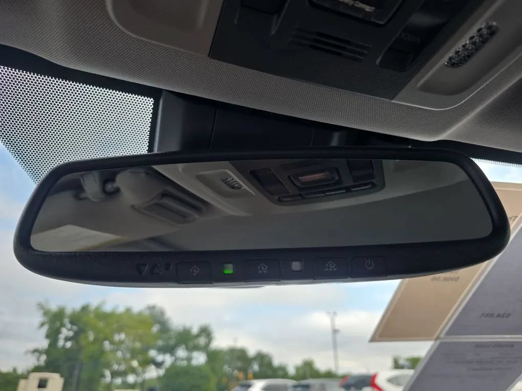 Used 2019 Toyota Camry XLE w/ Driver Assist Package FWD image 41