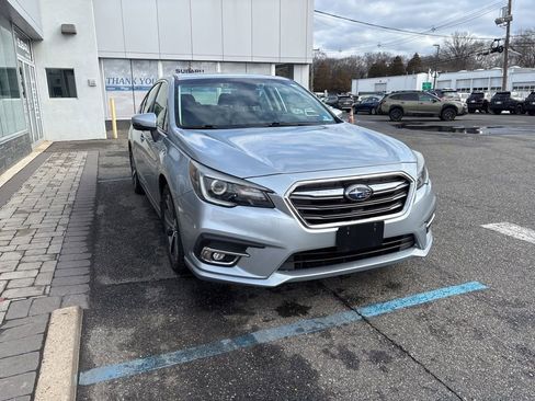 Used 2018 Subaru Legacy 2.5i Limited image 2