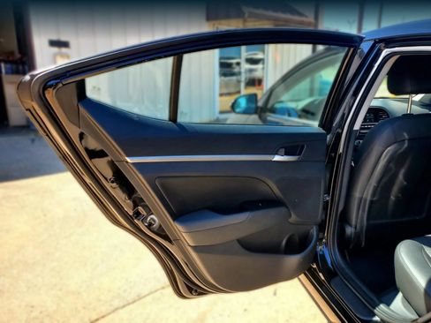 Used 2019 Hyundai Elantra Limited w/ Cargo Package FWD image 23