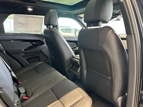 New 2026 Land Rover Range Rover Evoque S AWD/4WD image 19
