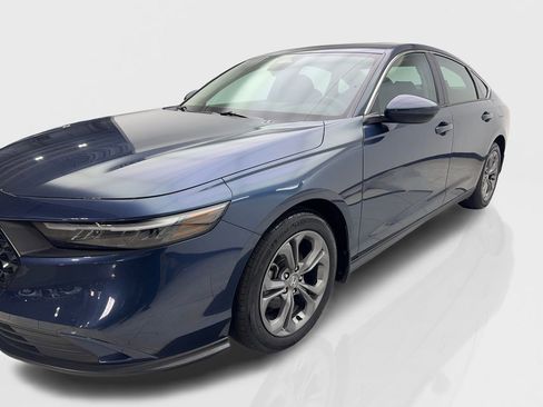Used 2024 Honda Accord EX image 11