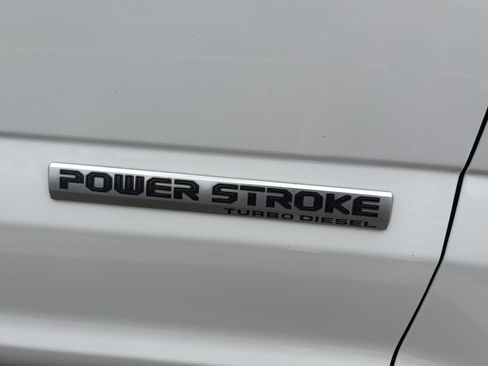 Used 2019 Ford F150 Lariat w/ FX4 Off-Road Package AWD/4WD image 9