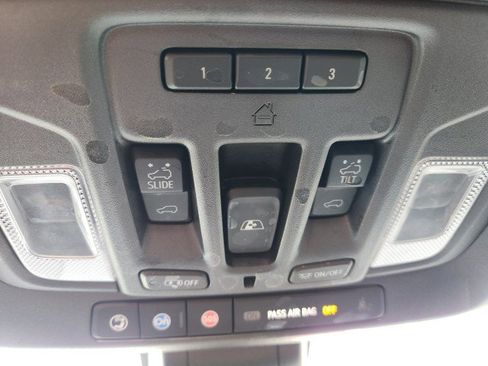 Used 2021 Chevrolet Silverado 1500 High Country image 48