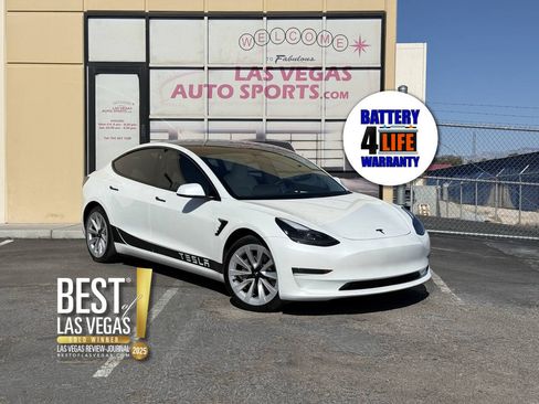 Used 2023 Tesla Model 3 Standard Range RWD image 1