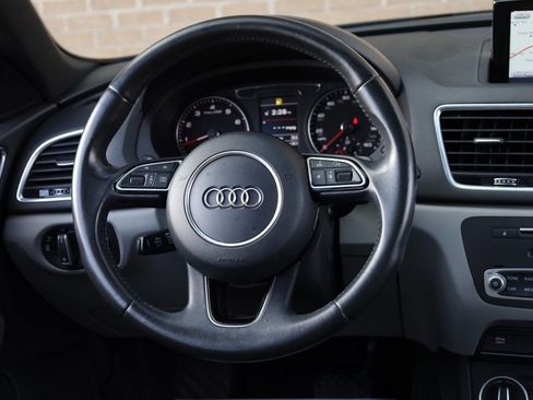 Used 2016 Audi Q3 2.0T Premium Plus w/ Technology Package image 28