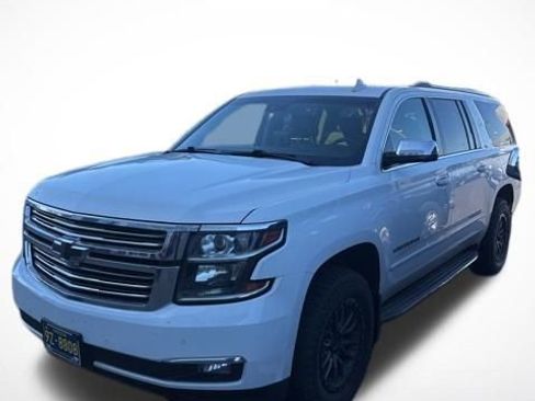 Used 2015 Chevrolet Suburban LTZ image 1