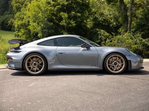 Used 2026 Porsche 911 GT3 RWD image 8
