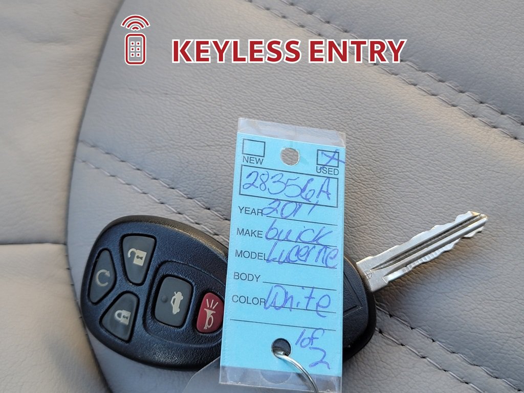 Used 2011 Buick Lucerne CXL FWD image 33