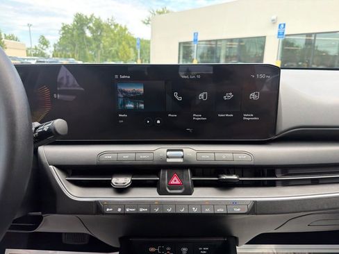 Certified 2025 Kia K4 FWD image 27