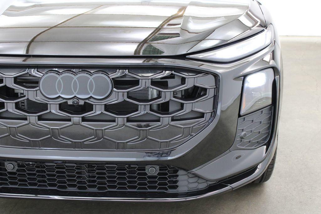 New 2026 Audi Q3 quattro 2.0T AWD/4WD image 8