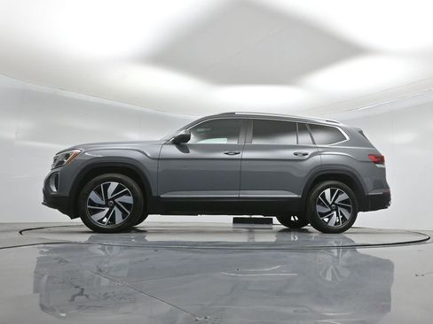 Used 2025 Volkswagen Atlas SEL image 7