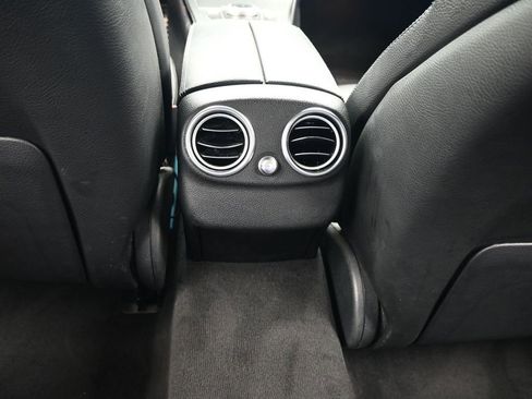 Used 2018 Mercedes-Benz C 300 Sedan image 37