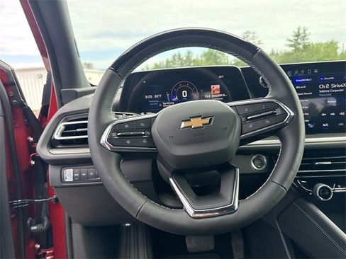New 2025 Chevrolet Traverse LT w/ Enhanced Driving Package image 35