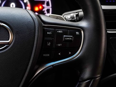 Used 2022 Lexus ES 350 Ultra Luxury w/ Accessory Package 2 FWD image 32