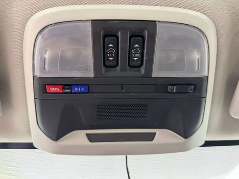 Used 2017 Subaru Impreza 2.0i Premium image 26