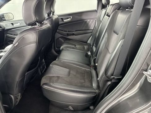 Used 2019 Ford Edge ST w/ Convenience Package AWD/4WD image 21